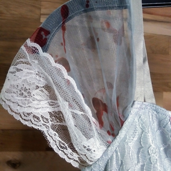 Ikali Zombie Bride Halloween Costume - Picture 4 of 9